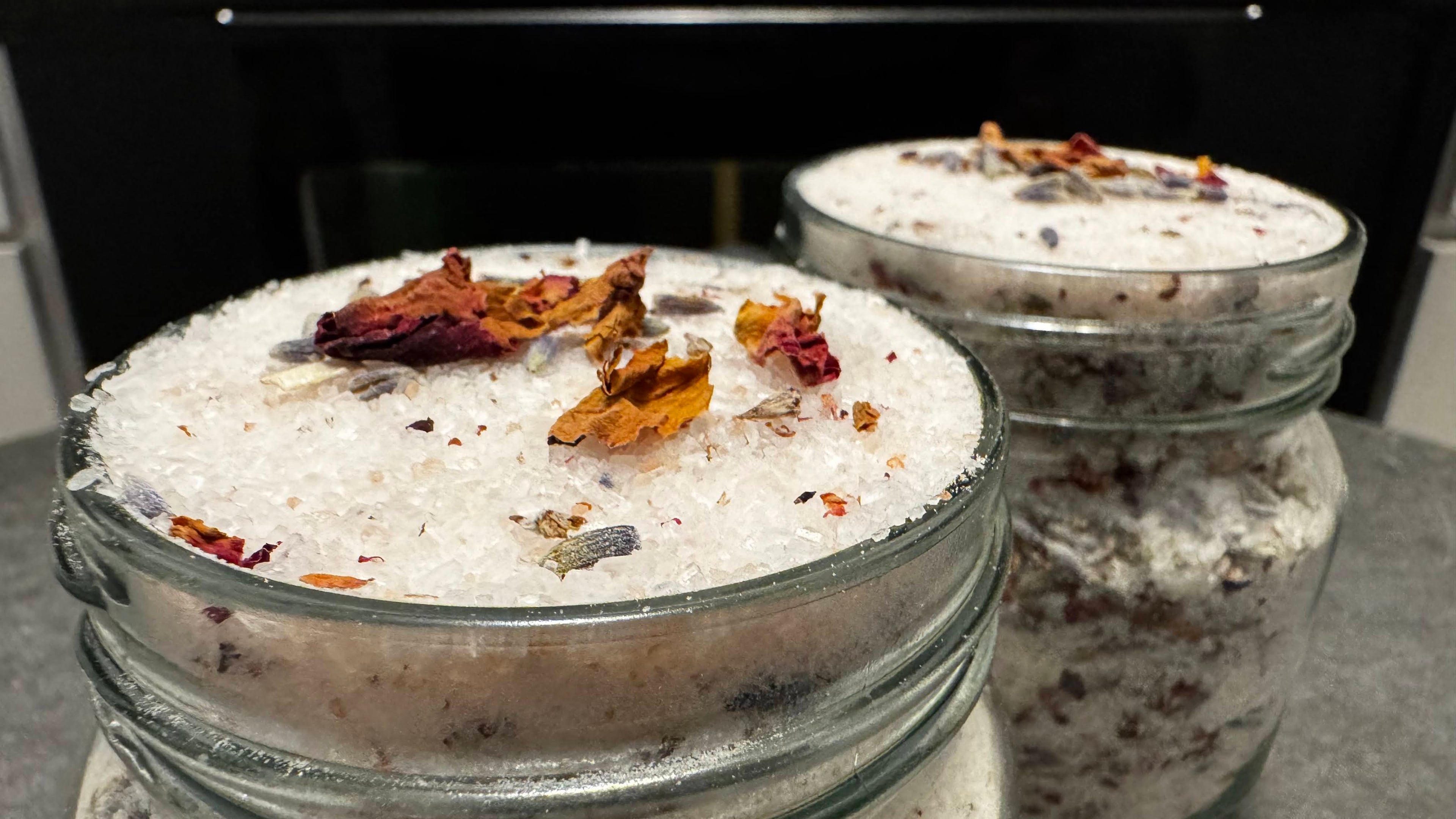 ANuBis Detoxifying Bath Soak image 2